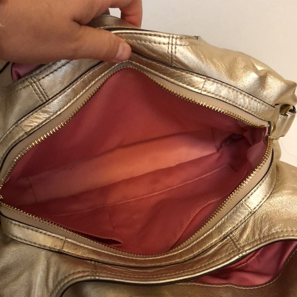 Coach gold patent leather satchel shoulder hand bag N A1082-14336 - Picture 14 of 16